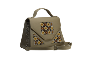 The Pioneer Crossbody Collection: Where Craftsmanship Meets Minimalist Elegance