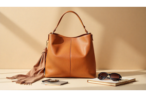 Elegant tan leather handbag – timeless and versatile fashion accessory for women